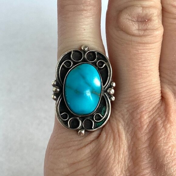 VTG Oxidized Sterling Silver Southwest Style Turquoise Scrollwork Ring Sz 2.75 - Picture 1 of 16